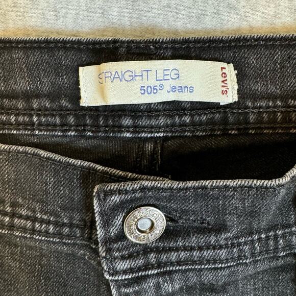 Levi’s 505 Straight Leg Jeans Women’s Size 12 Black Mid Rise Stretch Casual Mom - Picture 2 of 15